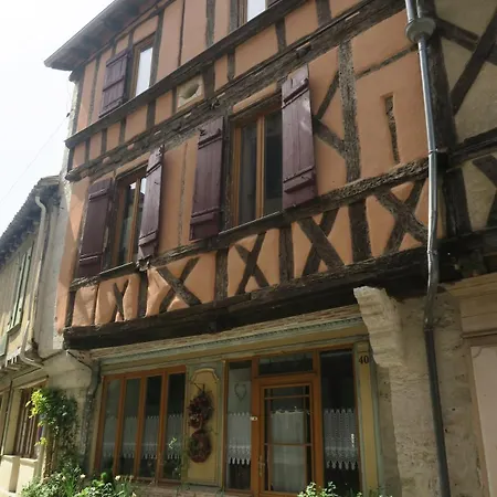 En Dordogne Chez Les Couz 'hôtes Du Périgord *