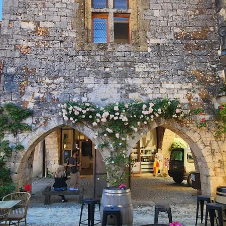 Semesterbostad Cosy Au Calme En Dordogne Chez Les Couz'hotes Du Perigord *